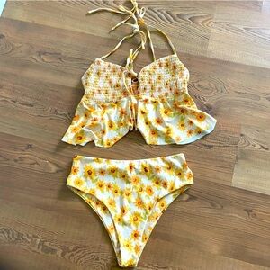Shein woman's sunflower two piece swim suit L sun yellow summer chic beach days
